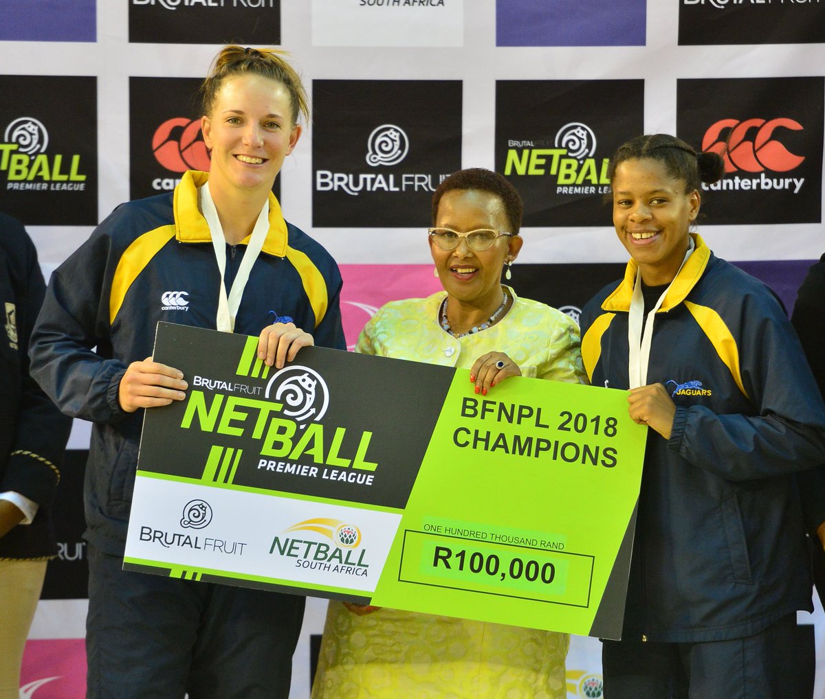 Netball_SA's tweet photo. The #BFNPL2018 WINNERS, @JaguarsNetball receive R100,000 prize money. Runners up, the #WesternCape #SouthernStings R40,000 and the third place winners, the North West Flames, receive R20,000 prize money.
#BFNPL https://t.co/7AiJ3x5Ctm