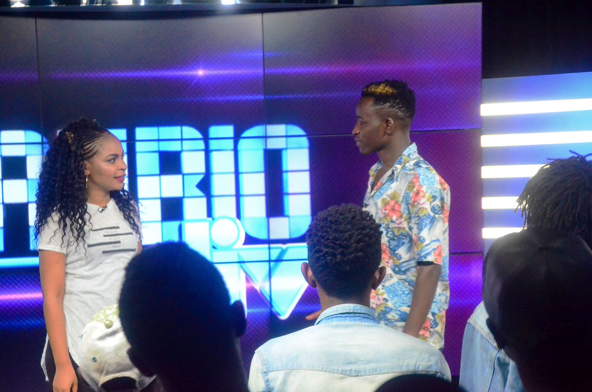 djruffkenya's tweet photo. Nimetoka ghetto but I thank God because he never looked at my past when uplifting me up. - @RedemptionMusiq. #PambioLive https://t.co/XuT95WO8l2