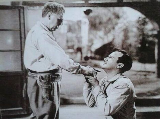 RealGDT's tweet photo. Cruz Treviño de la Garza les desea Feliz Dia del Padre... https://t.co/N7M9oBDkbo