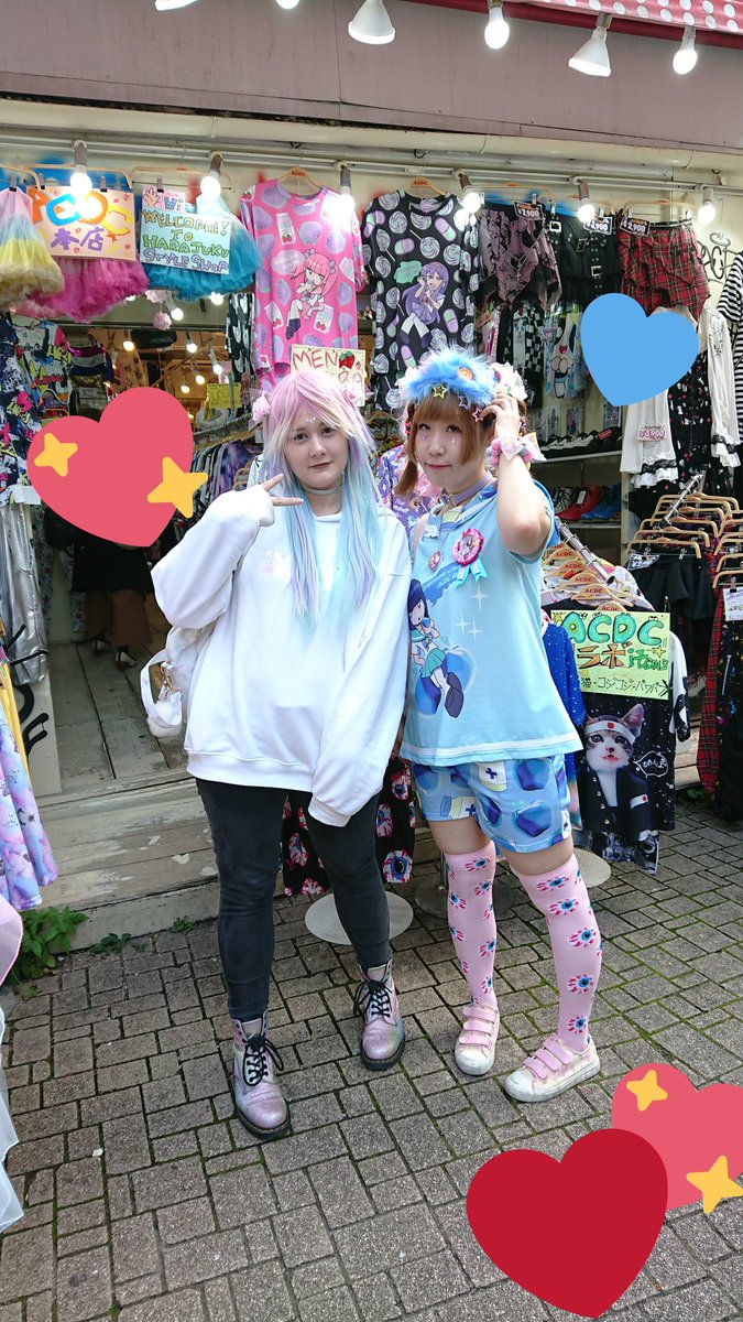 Acdc Rag 公式 お客様snap In 本店 サブカル ちゃんのtシャツとショートパンツのセットアップに目玉のニーハイを合わせたコーデヾ D ノ いつも全身acdcragでコーデをしてきてくれてありがとうございます お二人ともまたお待ちしており