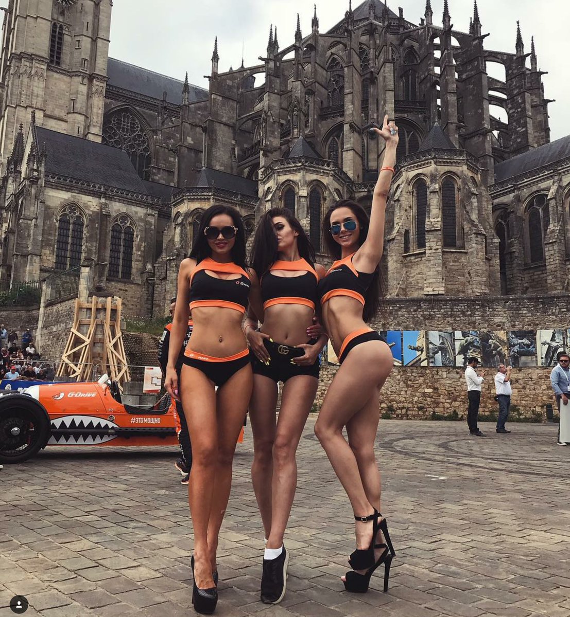 Rturcato83's tweet photo. Avete visto che bella la chiesa di le Mans?  #EurosportLeMans https://t.co/DARlEQ2pKT