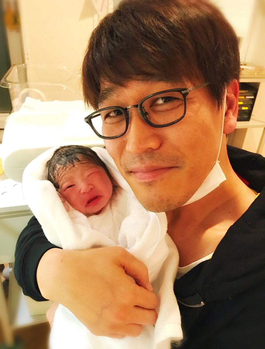 きゃー！父の日パパじゃないですかぴ😭😭💕💕！ 何ならパパの日父に