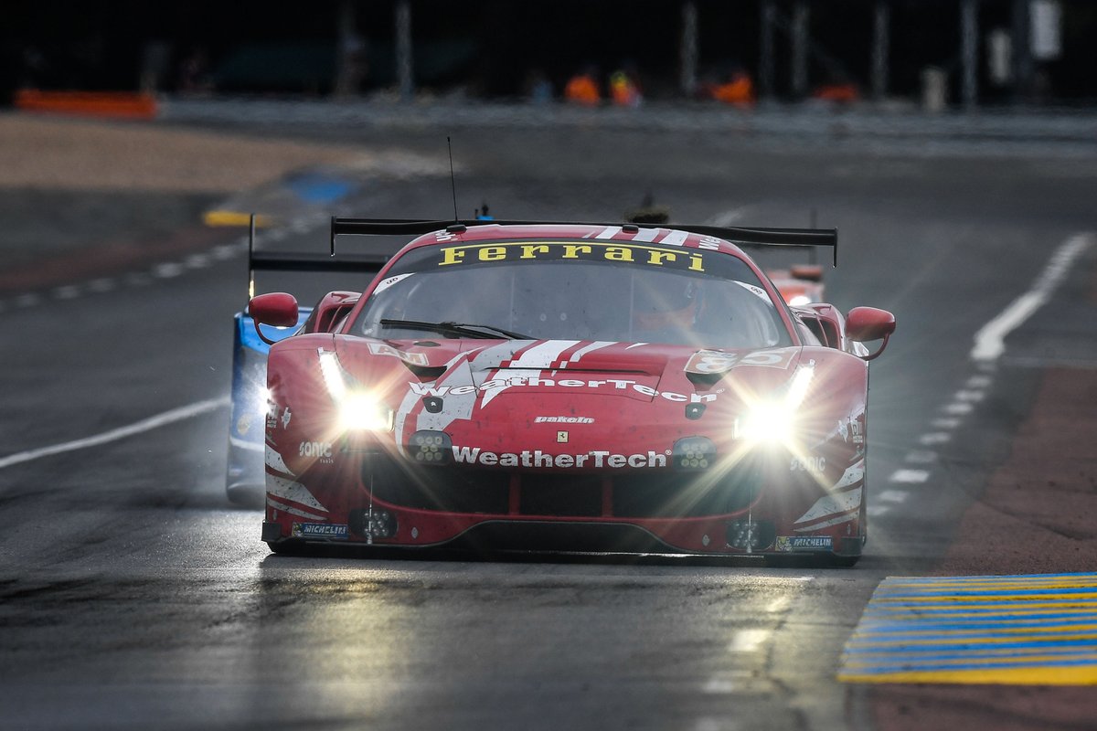 Ferrari Races tweet media