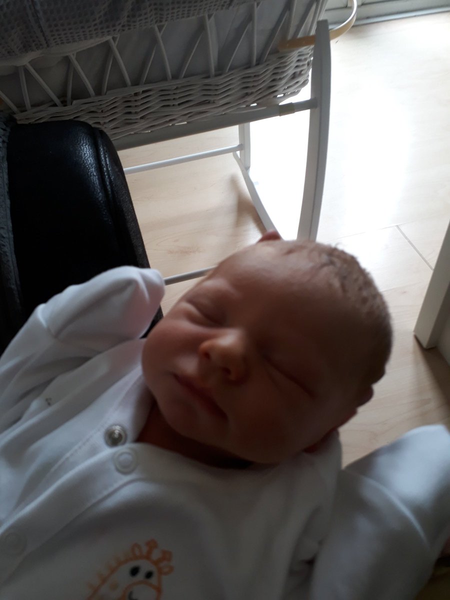ScottLangton6's tweet photo. Life is great when you just have your family back in my https://t.co/qDwHBghR13 I have a great grandson Finley https://t.co/tgmBFil61k