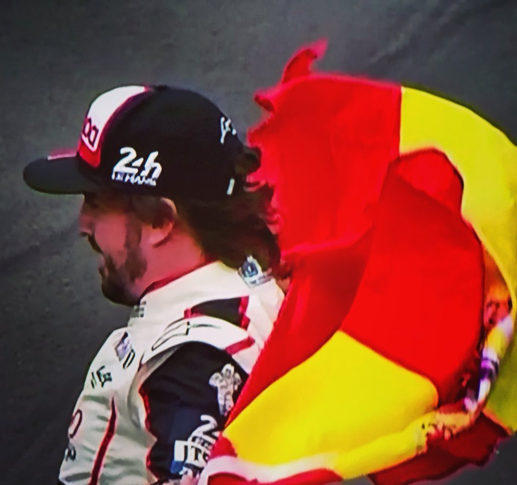 BalbaCamino's tweet photo. @alo_oficial eres INCREÍBLE!!!! Ganador de @24heuresdumans Enhorabuena y gracias por hacernos vibrar al automovilismo español!!!! https://t.co/Wlhw5uPU20