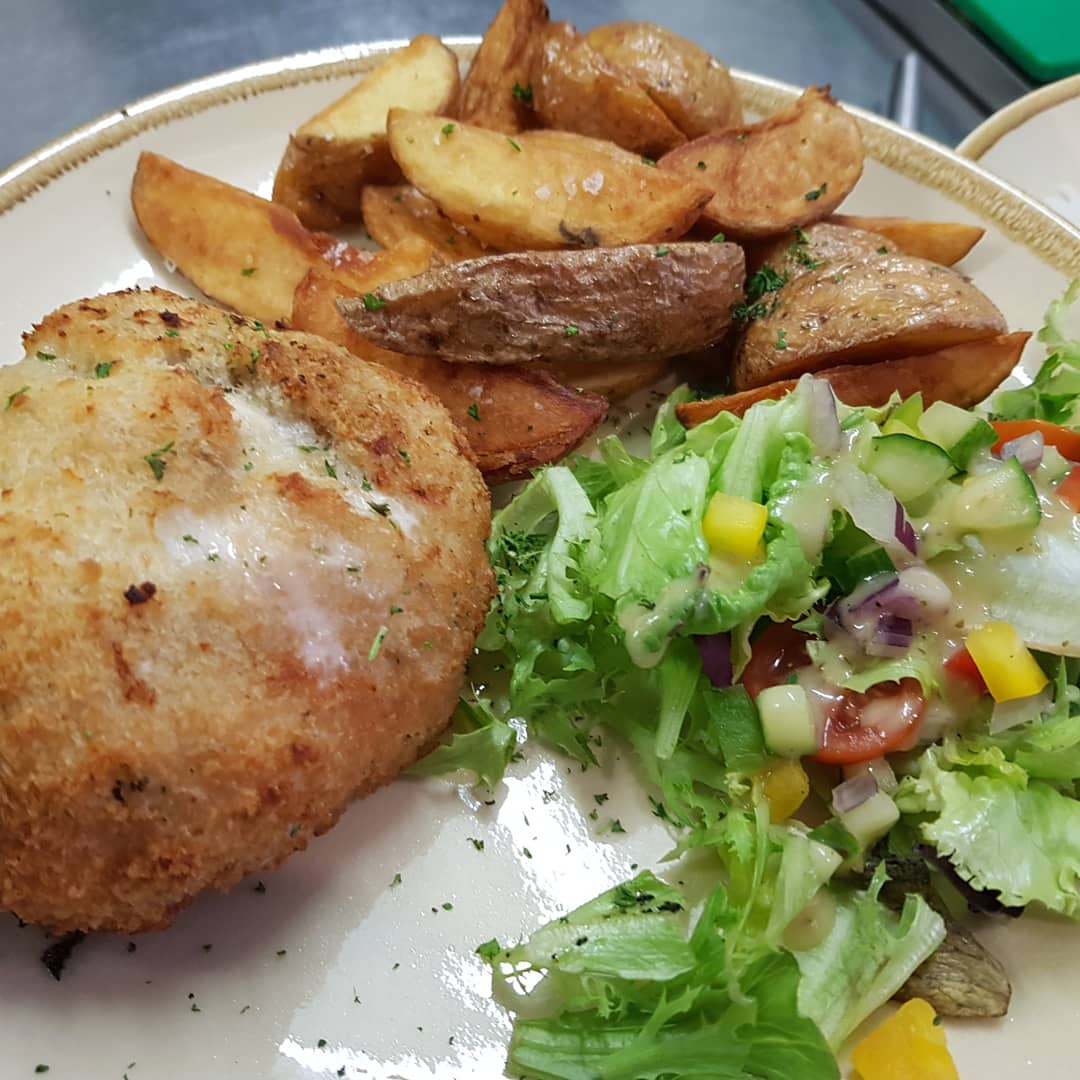 Robin`s Oak Bar & Grill Hull (@restaurantrobin) on Twitter photo 