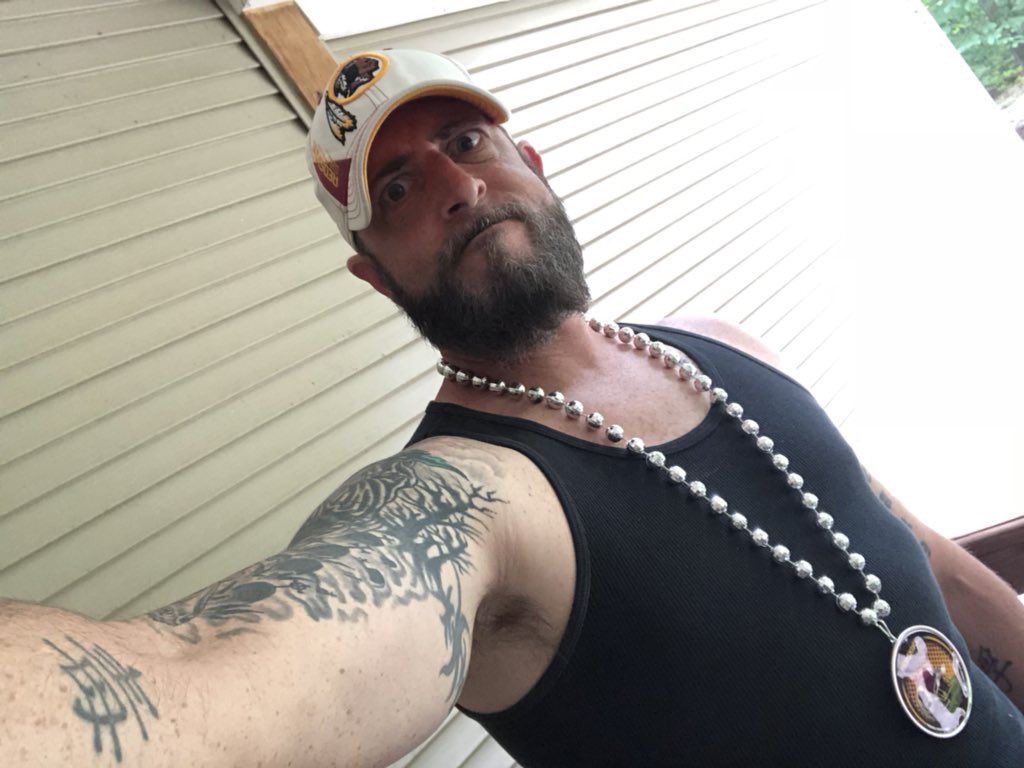 dgm0039's tweet photo. @VaHunt21 No Doubt brother. They better get the Album ππππ #FathersDay #HipHop #THESKINSBOYS π https://t.co/dW29RJQgJH