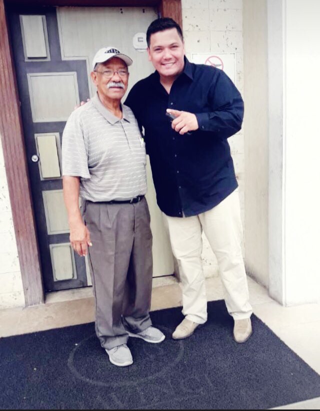 LuisVEmprende's tweet photo. *Feliz Dia Del Padre a todos * mis respetos a los que aman y se ocupan de sus hijos... Abraza, Perdona al papa que Dios te dio... olvida sus defectos Ámalo y honralo! Si se puede! https://t.co/5avqrYmVGR