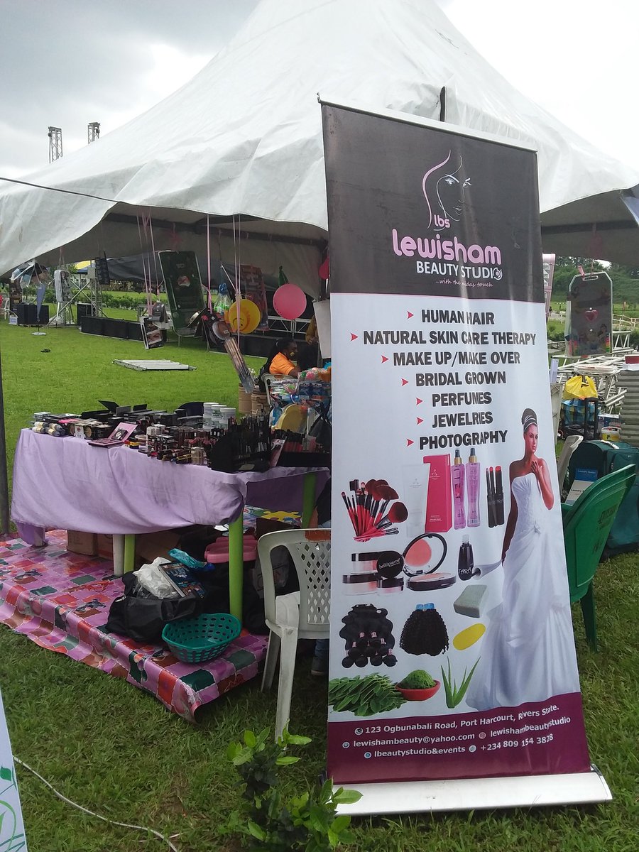 InPortHarcourt1's tweet photo. This is Lewisham Beauty Studio Live at @LaVida_phc Exhibition.

#LavidaPHC2018  #InPortHarcourt #LavidaPhc https://t.co/hGhOkq8pR3