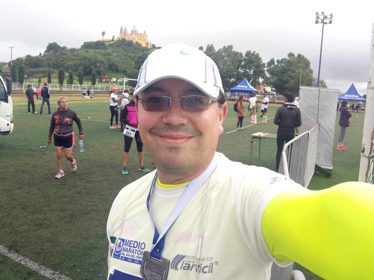 jorgeandraderom's tweet photo. Después de 4 años, nuevamente 10Km en la Carrera del #DiaDelPadre en #SanAndrésCholula #Puebla https://t.co/XVlhJ52gnJ