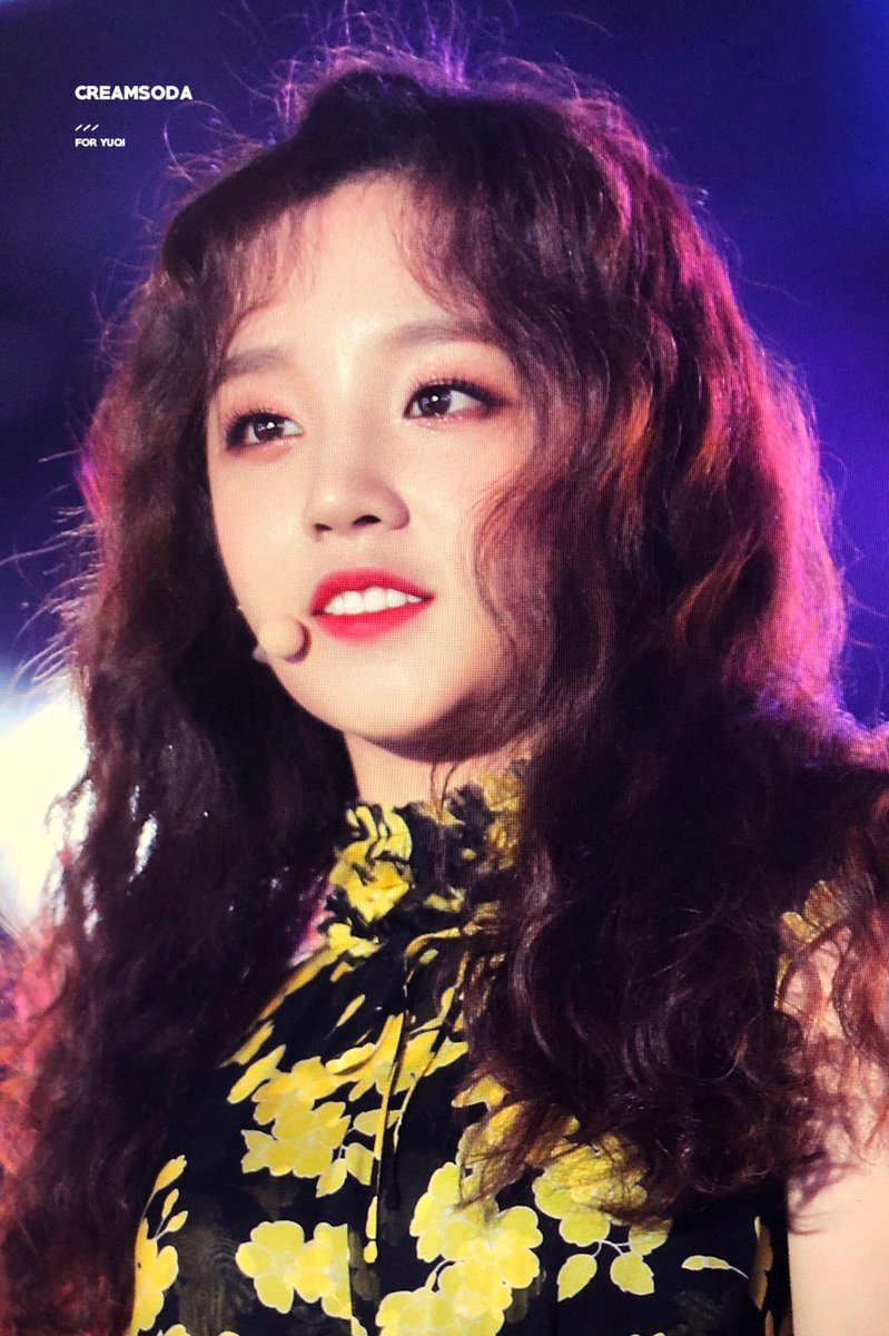 99CREAMSODA's tweet photo. 180616
큐브콘서트
#우기 #YUQI #宋雨琦

뒤늦은 프리뷰...😓 https://t.co/LsDRW3hGuw