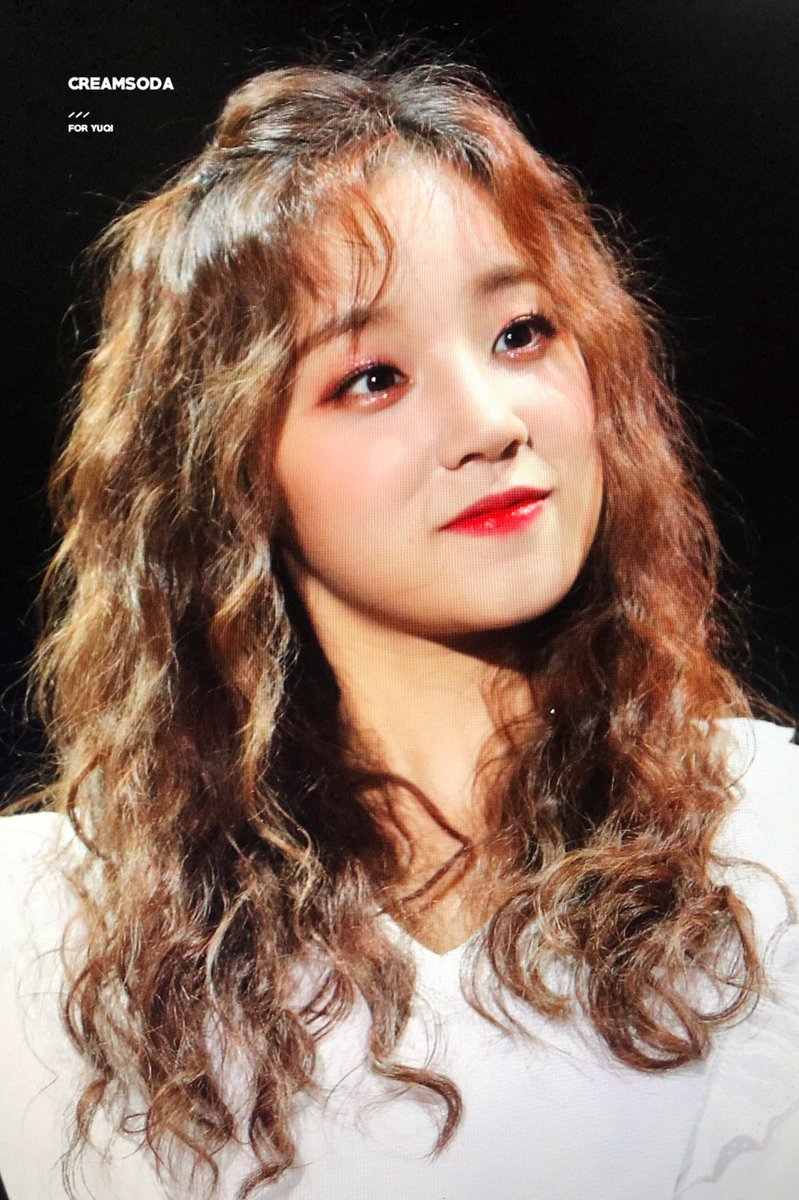 99CREAMSODA's tweet photo. 180616
큐브콘서트
#우기 #YUQI #宋雨琦

뒤늦은 프리뷰...😓 https://t.co/LsDRW3hGuw