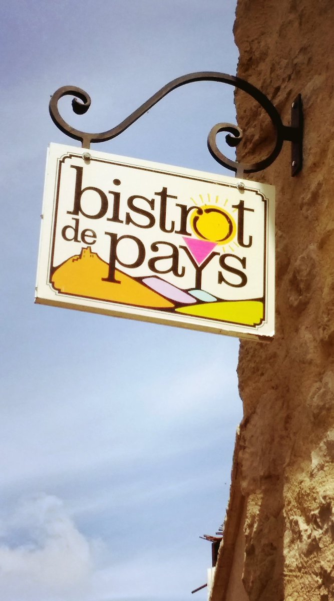 lolo2774's tweet photo. La Terrasse de Lurs, bistrot de pays
Produits locaux, village provençal et superbe vue sur la vallée de la Durance
#AlpesDeHauteProvence #MyProvenceAlpes #Mon04 #Locavore
@BistrotDePays https://t.co/vIxhbfbNxI