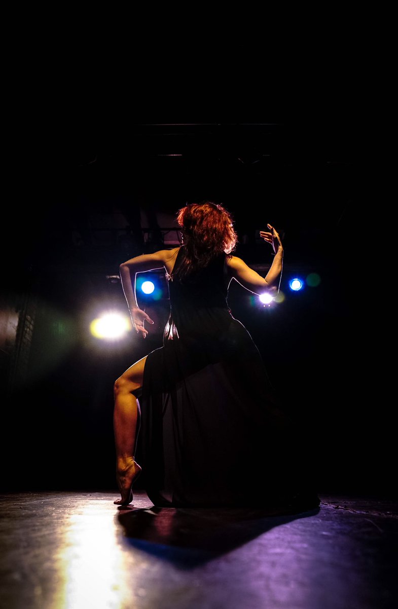VibexVisuals's tweet photo. No better feeling than being on stage. More content coming soon...
•
•
#artsyphotography #stagephotography #dancephotography #nycphotographer #nycperformer #nycstage #dancephotography  #chicagothemusical #vibevisuals #vibexvisuals #producersclubnyc #sonya7sii #sonycamera https://t.co/cS1oUzMN6I