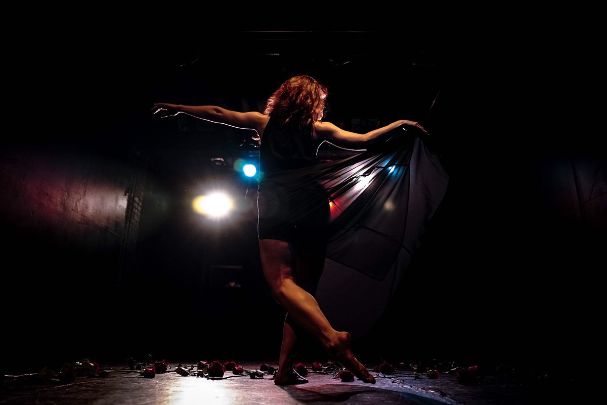VibexVisuals's tweet photo. No better feeling than being on stage. More content coming soon...
•
•
#artsyphotography #stagephotography #dancephotography #nycphotographer #nycperformer #nycstage #dancephotography  #chicagothemusical #vibevisuals #vibexvisuals #producersclubnyc #sonya7sii #sonycamera https://t.co/cS1oUzMN6I