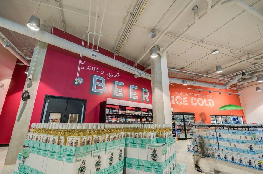 EWineBC's tweet photo. If Dad is a lover of local beer, be sure to bring him to our South Vancouver location between 2-6pm for a taste of our Beer of the Week, the Twa Dog's Silver Flood! 🍻 https://t.co/6oIFueqkug
