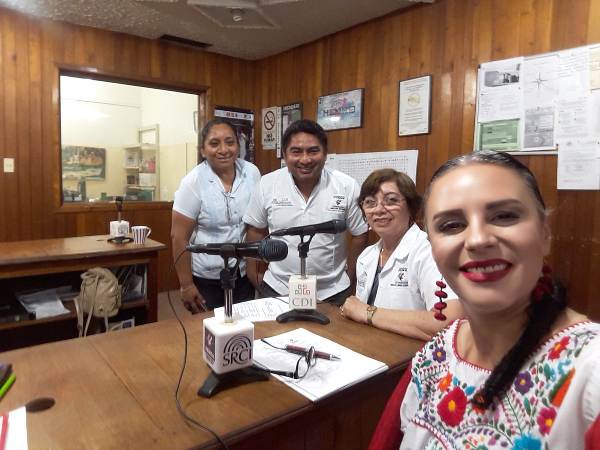 svalenciamoreno's tweet photo. Hoy en Radio XHNKA La Voz del Gran Pueblo, se cumple la 5a profecía Maya "Llegará un día en que un hombre te hablará a distancia, no lo podrás ver porque ese hombre estará muy lejos" Feliz Decimo Noveno Aniversario!! #CDI #RadioDifusorasIndígenistas
#XHNKA https://t.co/0YI8hgkGfc
