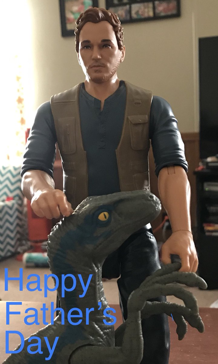 DustinAdams's tweet photo. @prattprattpratt Happy Father’s Day, Pratt. https://t.co/gXt4FE020u
