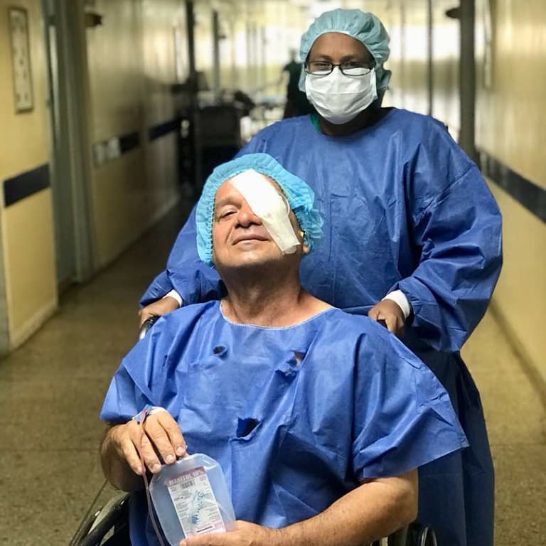 benitocapri's tweet photo. 80 cirugías fueron realizadas durante este fin de semana con el Plan Quirúrgico en el Zulia gracias al Pdte. @NicolasMaduro y al Gobernador Omar Prieto. Plan que ha beneficiado a más de 430 personas con intervenciones de baja, mediana y alta complejidad desde abril.#FuturoSeguro https://t.co/XZu6UUEPQM