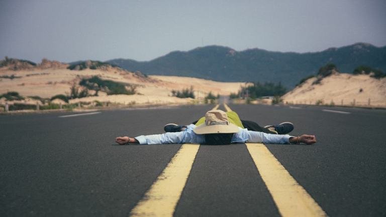 TheBLPblog's tweet photo. Looking to put your phone down &amp; take a look at the world around you? With a lack of wifi &amp; spotty cell coverage, a road trip may be what you need! Read other Reasons why You should Take a Road Trip This Summer! #SummerRoadTrip #RoadTripping #GoOffTheGrid https://t.co/zu9vEsFvcT https://t.co/LvrbyK2vIl