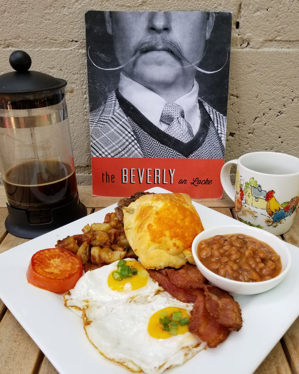 TheBeverly__'s tweet photo. Dad's wanna brunch too, they just aren't as vocal about it. #HappyFathersDay to all the incredible Father's out there 💛💪

4. The Big English: Ham hock beans, corn beef, hash, maple and saje banger patty, bacon, roasted tomato, easy eggs. https://t.co/PX3kS7Uj7J