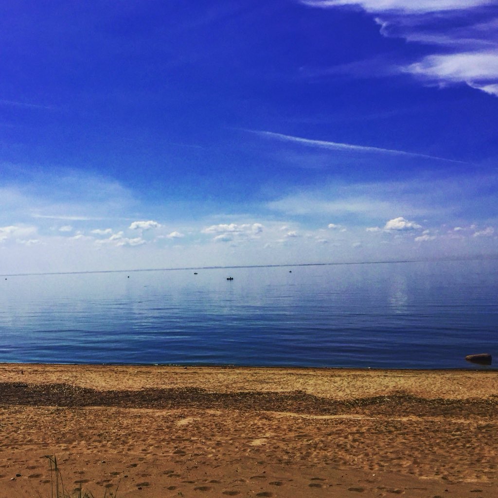 mezzocheryl's tweet photo. Repino, Gulf of Finland.
Just amazing. An hour’s drive from the centre of St Petersburg.
Learning Russian opera rep in Russia. Pretty awesome. #Russia 🇷🇺 #repino #gulfoffinland https://t.co/xhyKO263MU