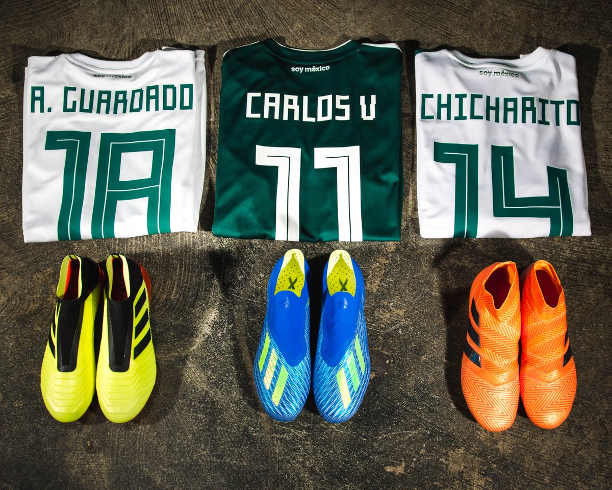 carlos vela cleats