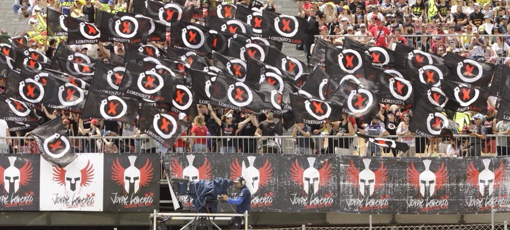 Celebrando la victoria de nuestro campeón!!! Celebrating our champion’s victory  #JL99😈