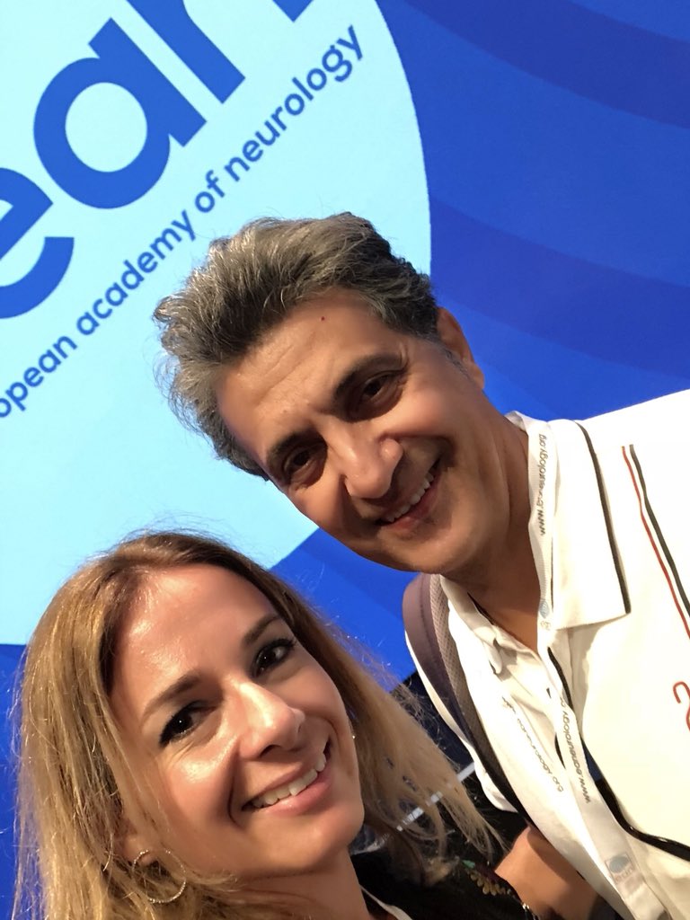 JacquiPoot's tweet photo. Always great to get into conversations how #patientoutcomes can be optimised in clinical practice. #LifevsMS #EAN2018 https://t.co/hRr34P8dF5