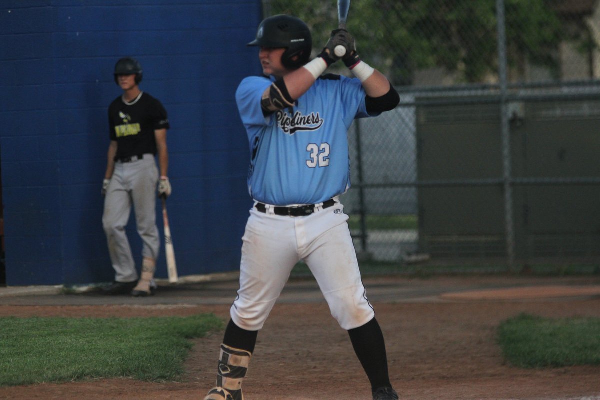 MacCountySports's tweet photo. A complete game equals a complete finish by the #Piperliners on Saturday's win over the @VCMudDaubers #ICYMI ⚾️📰
By @Petes_Picks_
https://t.co/5DsL9VFZyV https://t.co/i9LwgrEC04