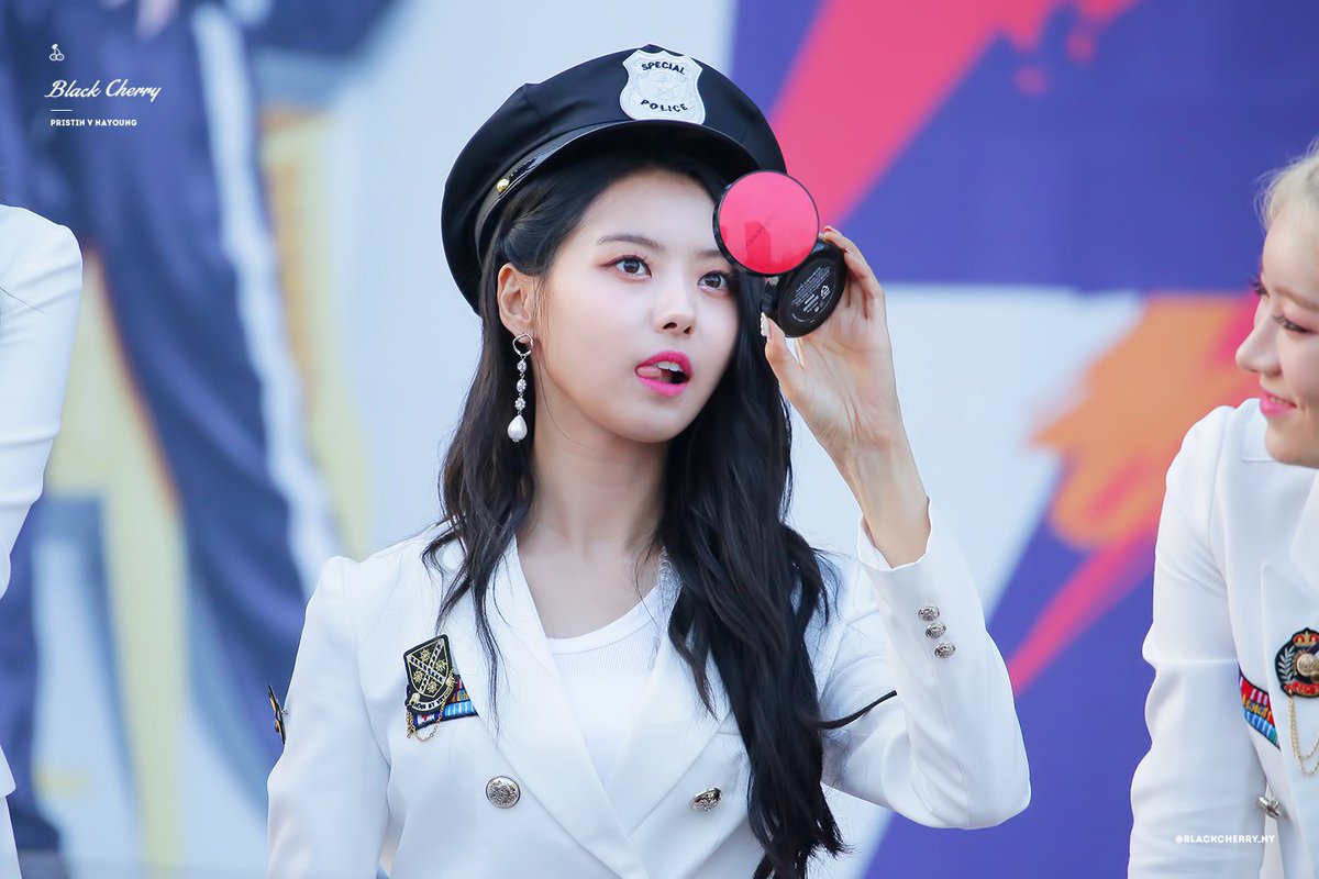 blackcherry_ny's tweet photo. 180617 팬이벤트 #프리스틴V #나영 #임나영 https://t.co/BRKbQtv0Gb