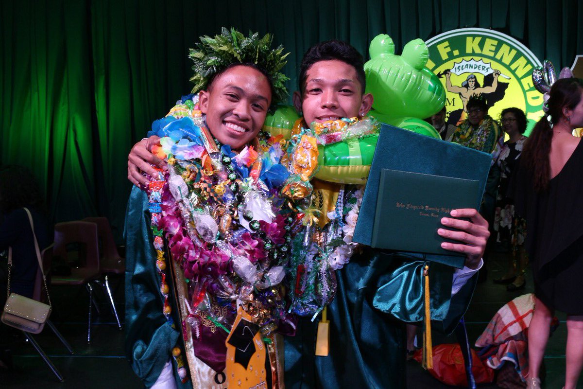 cajigalmichael's tweet photo. Thank you to all my friends for going through high school with me (even when you didn’t have a choice) 💝 our hard work and stress was worth it. https://t.co/k1Xn1iragm