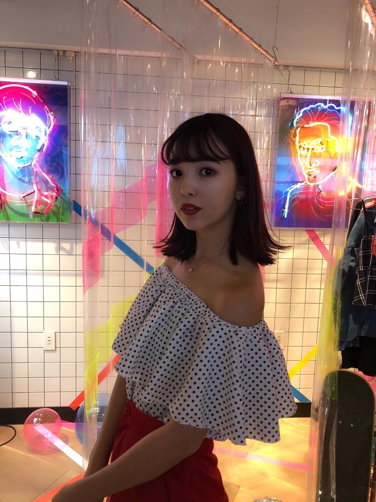 Koharu0256's tweet photo. 今日で15歳になりました🎂🎉💗
あと5分くらいで誕生日終わるけど！
15歳のこはるもよろしくね☺︎ https://t.co/sM7MhjNUOK