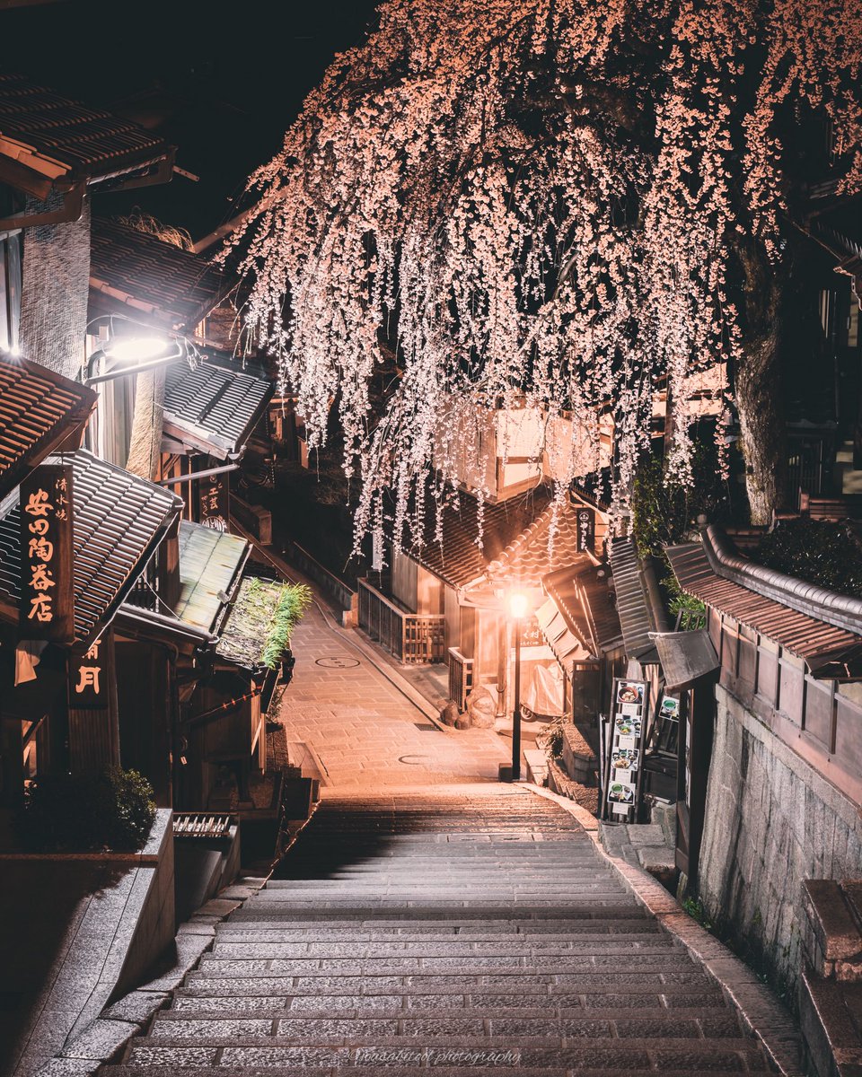 AestheticsJapan's tweet photo. Kyoto Nights | by @wasabitool https://t.co/Sbe1UxdpYo