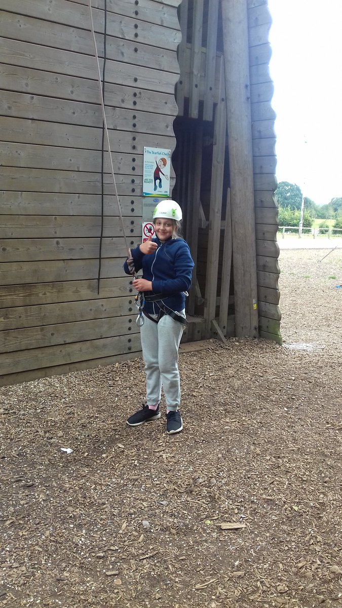 NorthlandsPri's tweet photo. Conquering our abseiling fears! #werenotscared #TeamChugg #thumbsupforfearconquering https://t.co/hq2TWupZ30