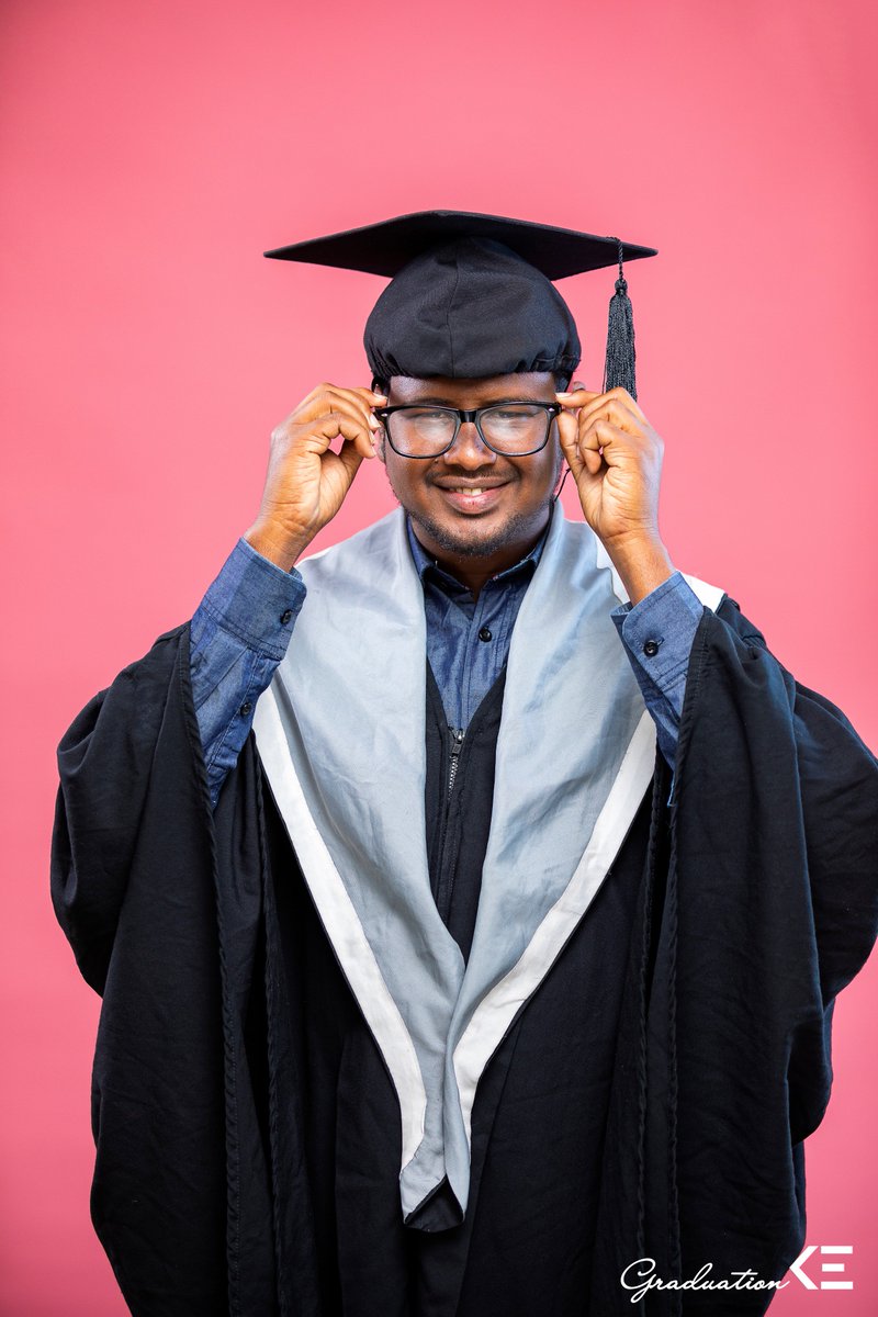 graduationKE's tweet photo. Our goal is bold and simple.
Book us for your Graduation and Family portraits
#graduationke
#38thEgertonGraduation https://t.co/SkV8igX96D