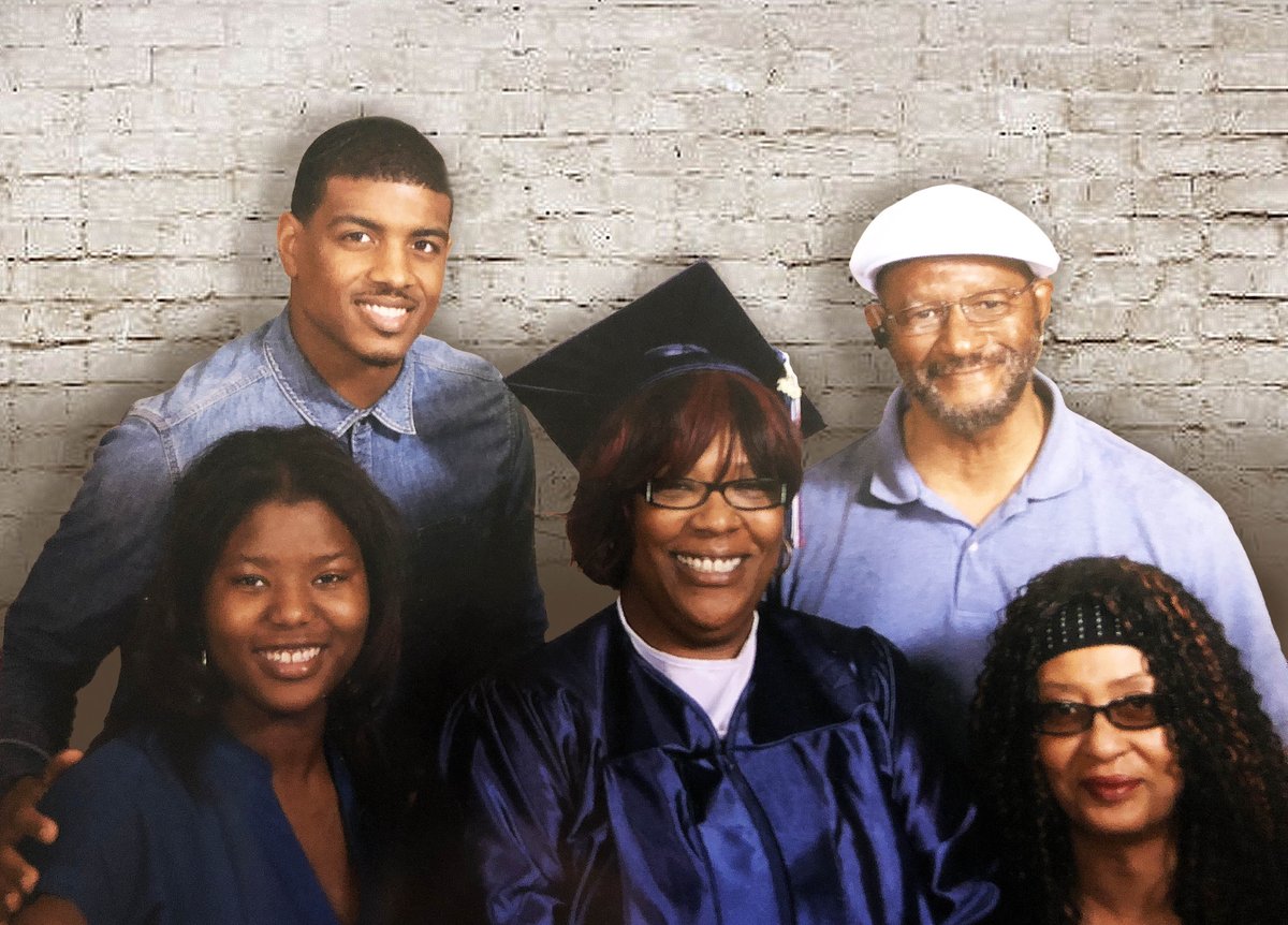 RealDougLittle's tweet photo. the #Fam that keeps me going. #Family #IncarceratedVoices101 #IV101 #DougLittle https://t.co/APXJKyDFGS https://t.co/7xCnzhuIkC