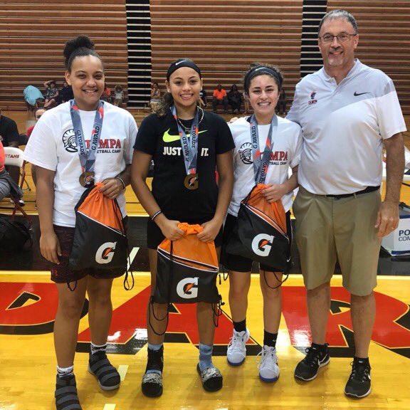 UTampaWBB's tweet photo. 🖤GATORADE HEART AND HUSTLE AWARDS! ♥️
For these positive, hard working driven young ladies: Dearia, Anaijah and Natalie Gonzalez.
Thank you @gatorade for sponsoring our Elite Camp! #thespartanway #gatorade #elitecamp https://t.co/M6lXfEBx1w