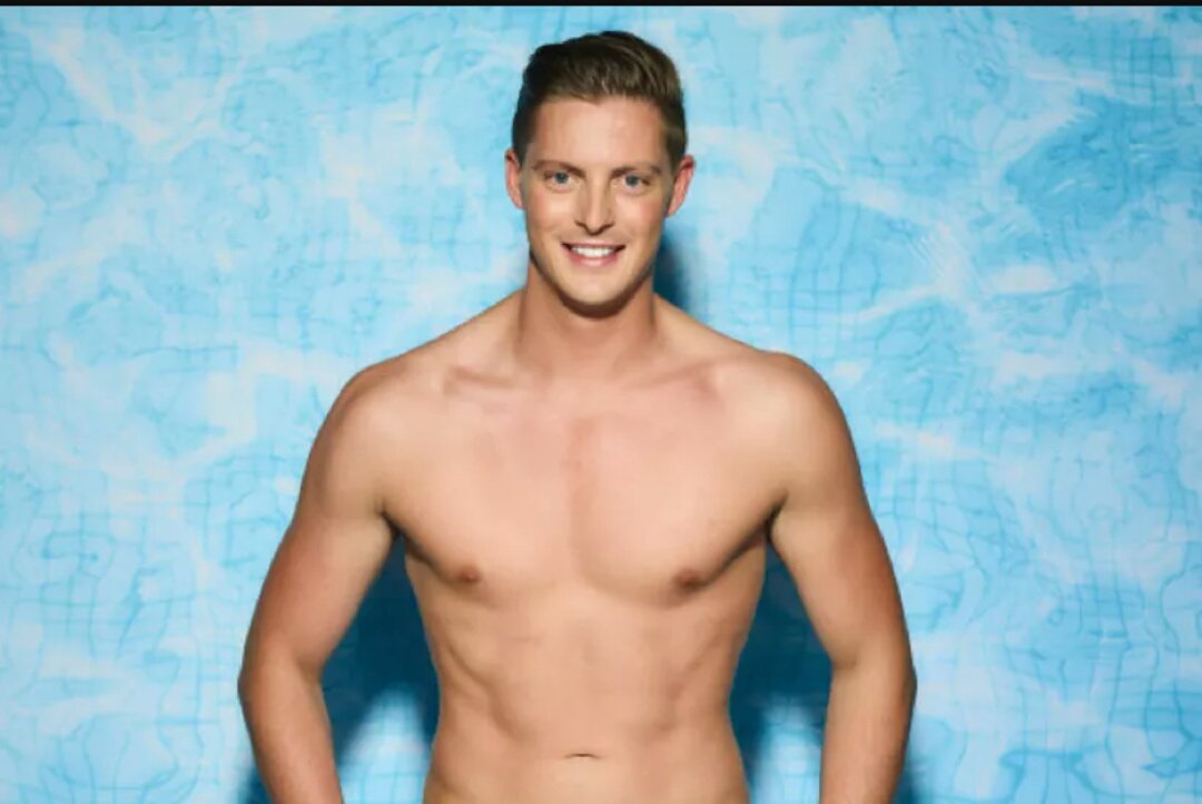 ItsJasminHere's tweet photo. Be a Dani, Georgia, Jack or an Alex in a world full of Adams, Megans Eyals and Rosies #LoveIsland https://t.co/ElAKDXoecB