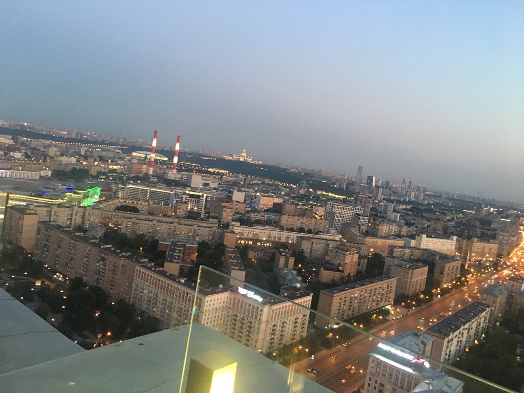 KalushaPBwalya's tweet photo. #Moscow at night #RadissonRoyal https://t.co/60tmvCFDMx