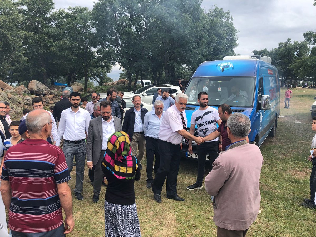 surucuas's tweet photo. İnlice ve Detse/Yeşildere mahallelerimiz şenliklerine İl.Yön.Kur.Üyemiz  @muzafferdnlr, Meram İlçe Bşk. @Dolular ve Meram İlçe teşkilatımızla birlikte katıldık.
#YaparsaYineAKPartiYapar
#VakitKonyaVakti
#VakitTürkiyeVakti
#MeramKazanırsaKonyaKazanır
#KonyaKazanırsaTürkiyeKazanır https://t.co/oQaeoM0Cbi