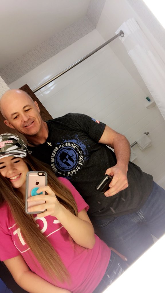 Demiharms__'s tweet photo. Happy Father’s Day to my hunting, fishing &amp; lake buddy💙💙 https://t.co/sdB4gzac8X