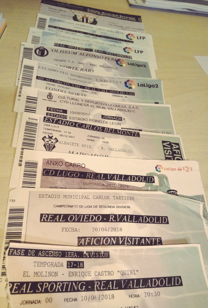 Cuatro años recorriendo los campos de la segunda división. Muchos partidos de mierda y vueltas duras, pero también alegrías, nuevas amistades y buenísimas anécdotas.
Y lo mejor está por llegar... #PucelaTeQuiero