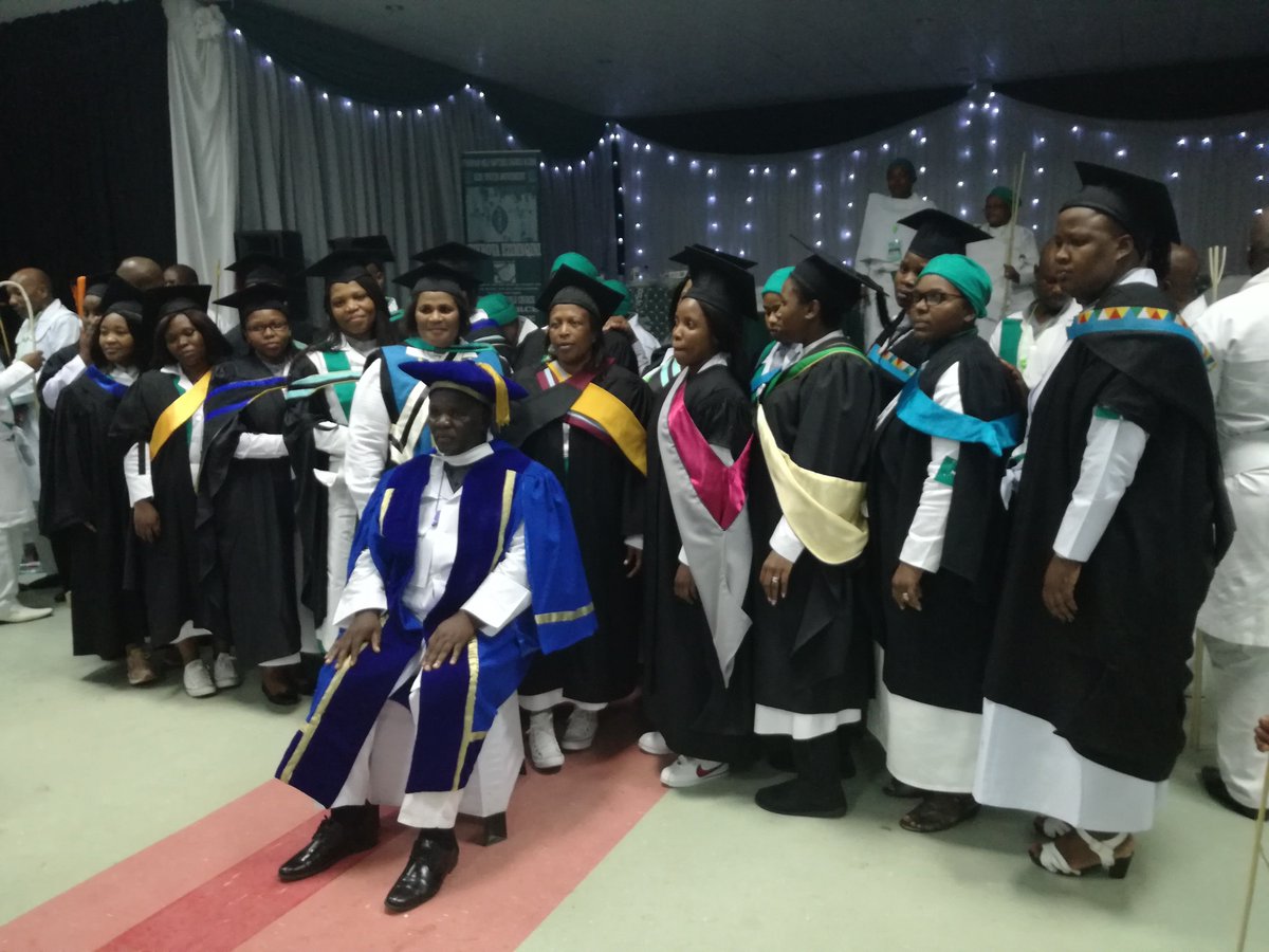 SammySaneh's tweet photo. 2018 Youth conference
#OurChurchesGraduates
#16June2018 https://t.co/FawbRaJ5f3