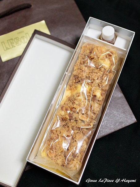 銀座 Lesolca レゾルカ 数量限定のはちみつをかけて食べる贅沢チーズケーキとは Sweetsvillage スイーツビレッジ