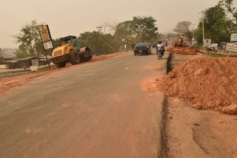 Advsola's tweet photo. Maje-Komba, a road in Suleja LG that used to take well over 30 minutes to pass, can now be covered in less than 5 minutes, courtesy of the intervention of Gov Abu Sani Bello. #3YearsOfASB https://t.co/W1NqYBwUxI
