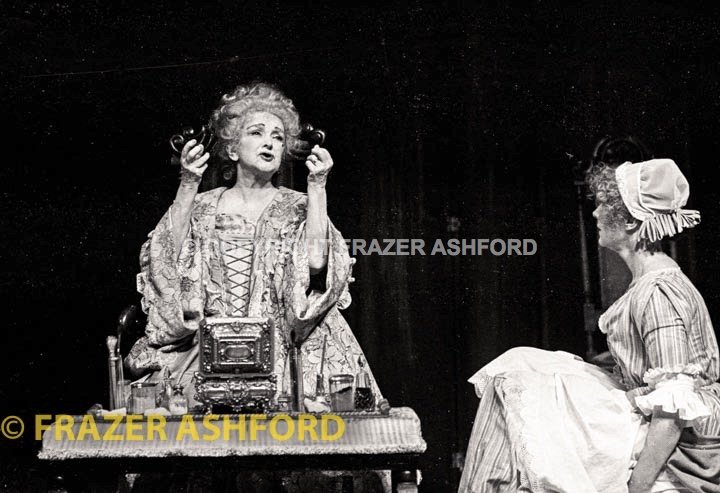 Born on this day in 1919 was the late #BerylReid. Who remembers #SmileysPeople?
  
Photo taken at The Aldwych Theatre with @TheRSC in 1976.