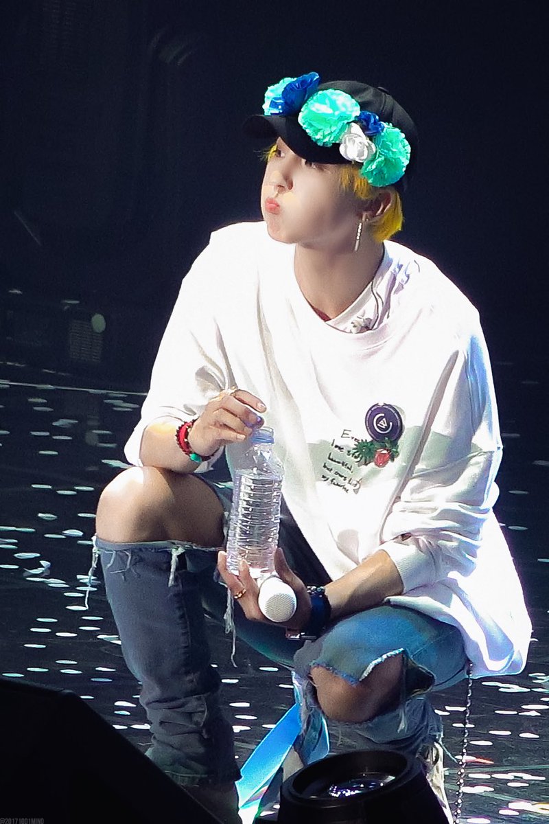 Bright_MINO tweet media