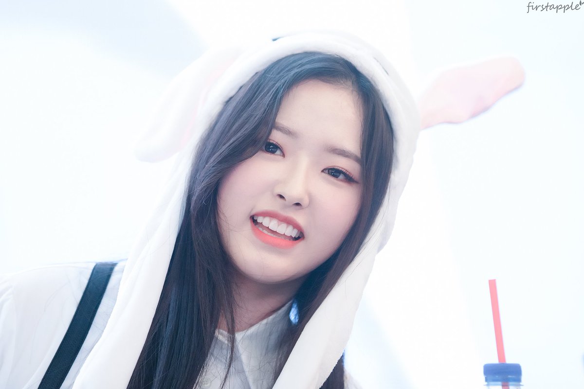 FirstApple_'s tweet photo. #이달의소녀 #이달소 #loonatheworld #LOONA #올리비아혜  #OliviaHye  #혜주
여기가 천국인가요?👼 https://t.co/sIqBbfWXSf