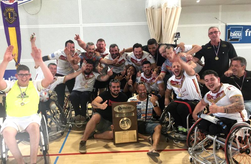 CoeurHandisport's tweet photo. 🏉 #RugbyXIII 🏉 Les @DragonsOfficiel réalisent le doublé coupe/championnat 🏆 #France 🇫🇷

>>> https://t.co/e5AScY5Odm

#Catalans #Sport #Adaptive #Treiziste #PassionXIII #Ovalie @FFRXIII @XIIIMondial @PatrimoinePO @Perpignan_66 @DupuiSebastien @cyrillemaniere @TevaCyril https://t.co/E8EwUe0zbe